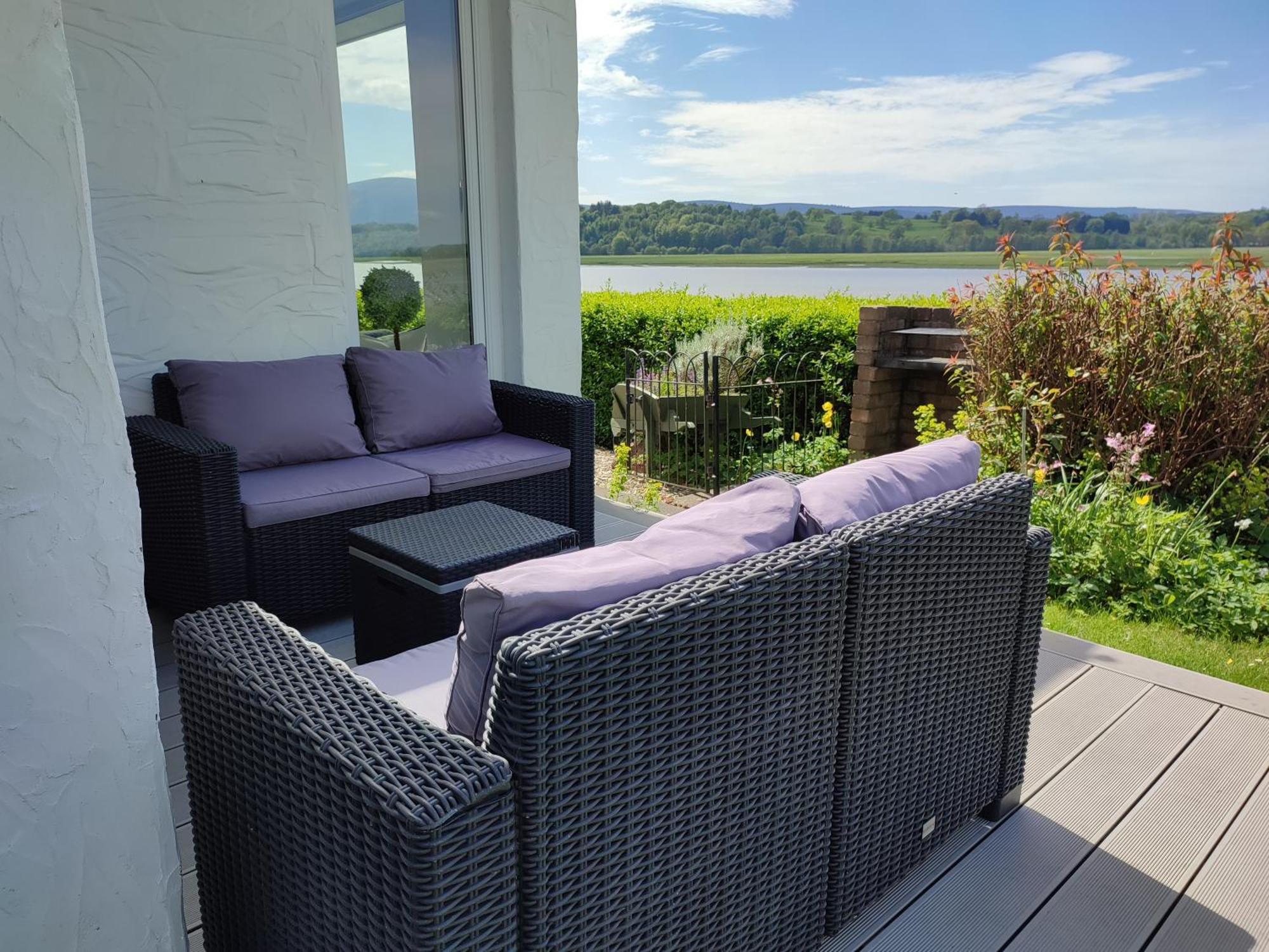 Shorepark - Waterfront Cottage With Stunning Views Dumfries Exterior foto